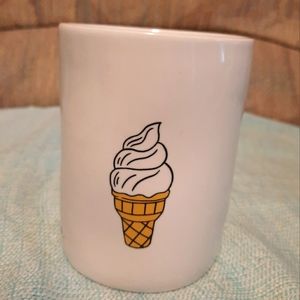 Rae Dunn Vanilla Candle